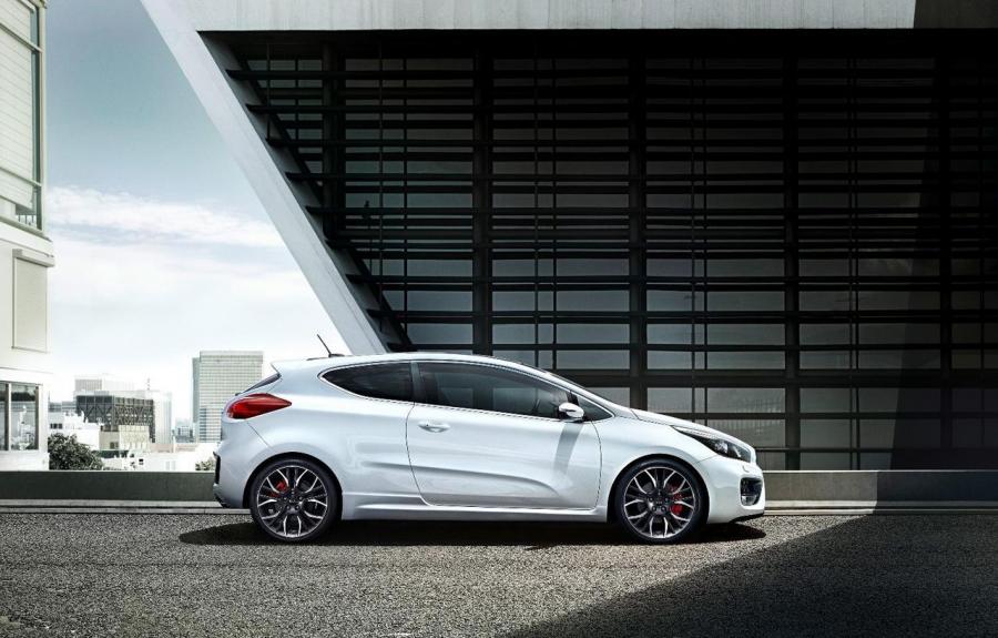  Kia pro_cee&rsquo;d 2013 года  (фото 49 из 51)